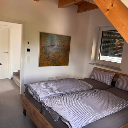 Moderne Ferienunterkunft/Wohnung Burgthann Bagian luar foto