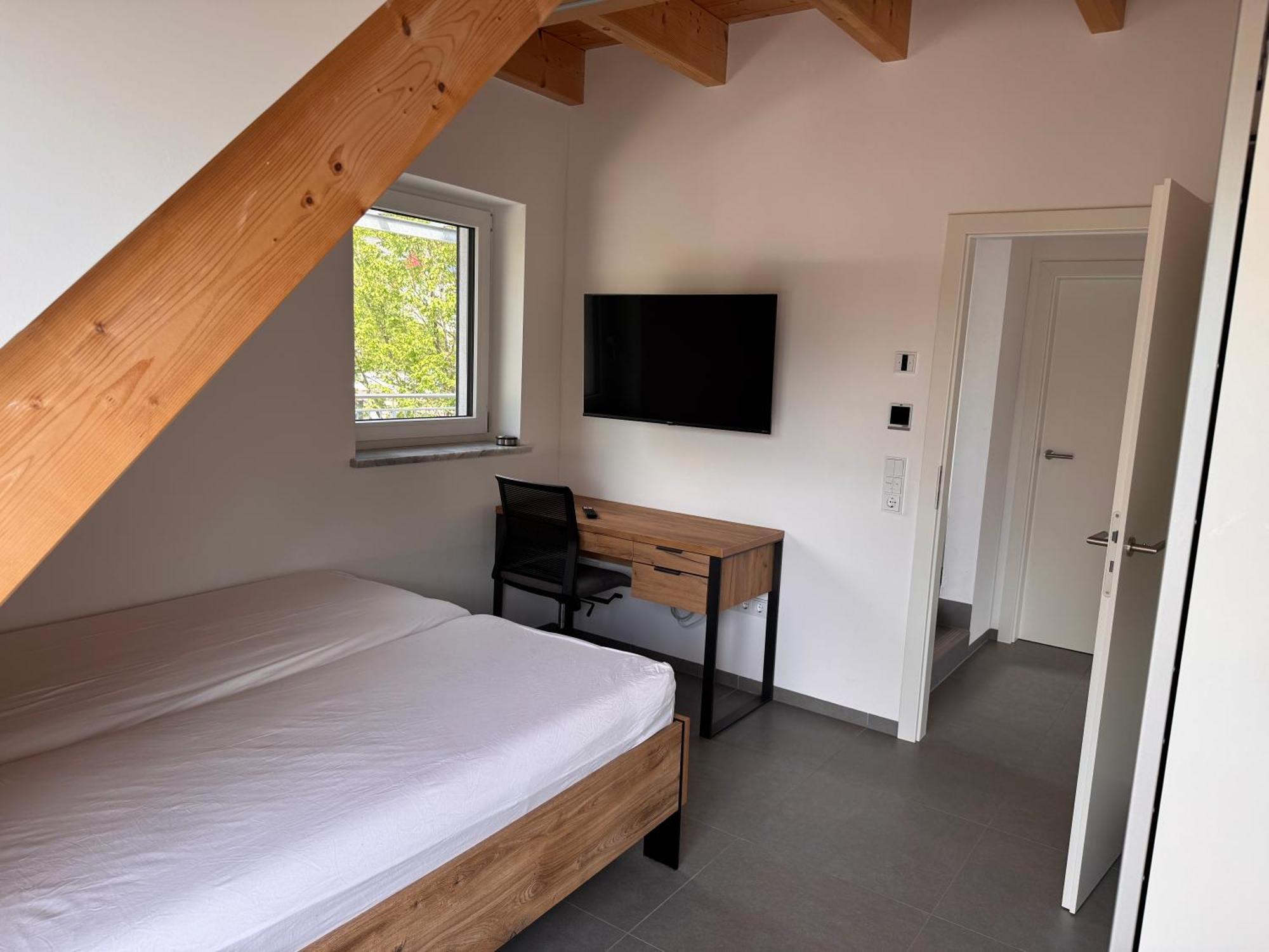 Moderne Ferienunterkunft/Wohnung Burgthann Bagian luar foto