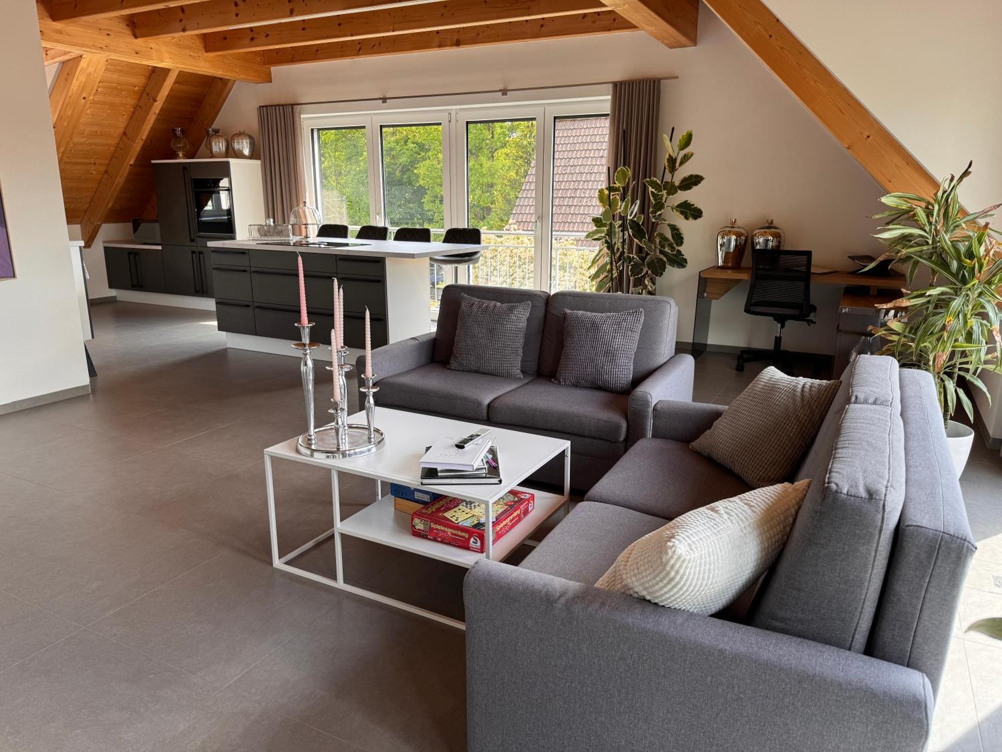 Moderne Ferienunterkunft/Wohnung Burgthann Bagian luar foto