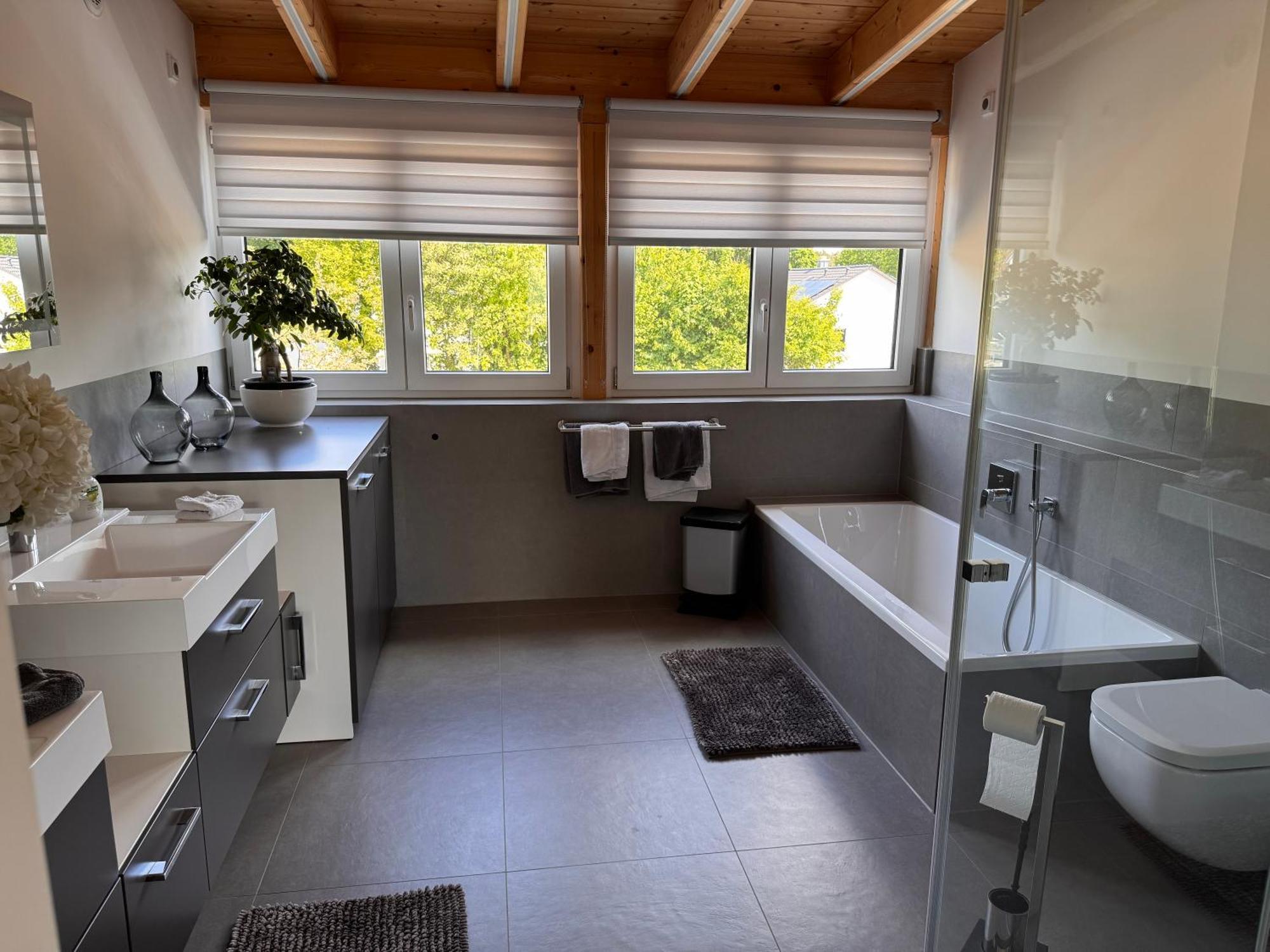 Moderne Ferienunterkunft/Wohnung Burgthann Bagian luar foto