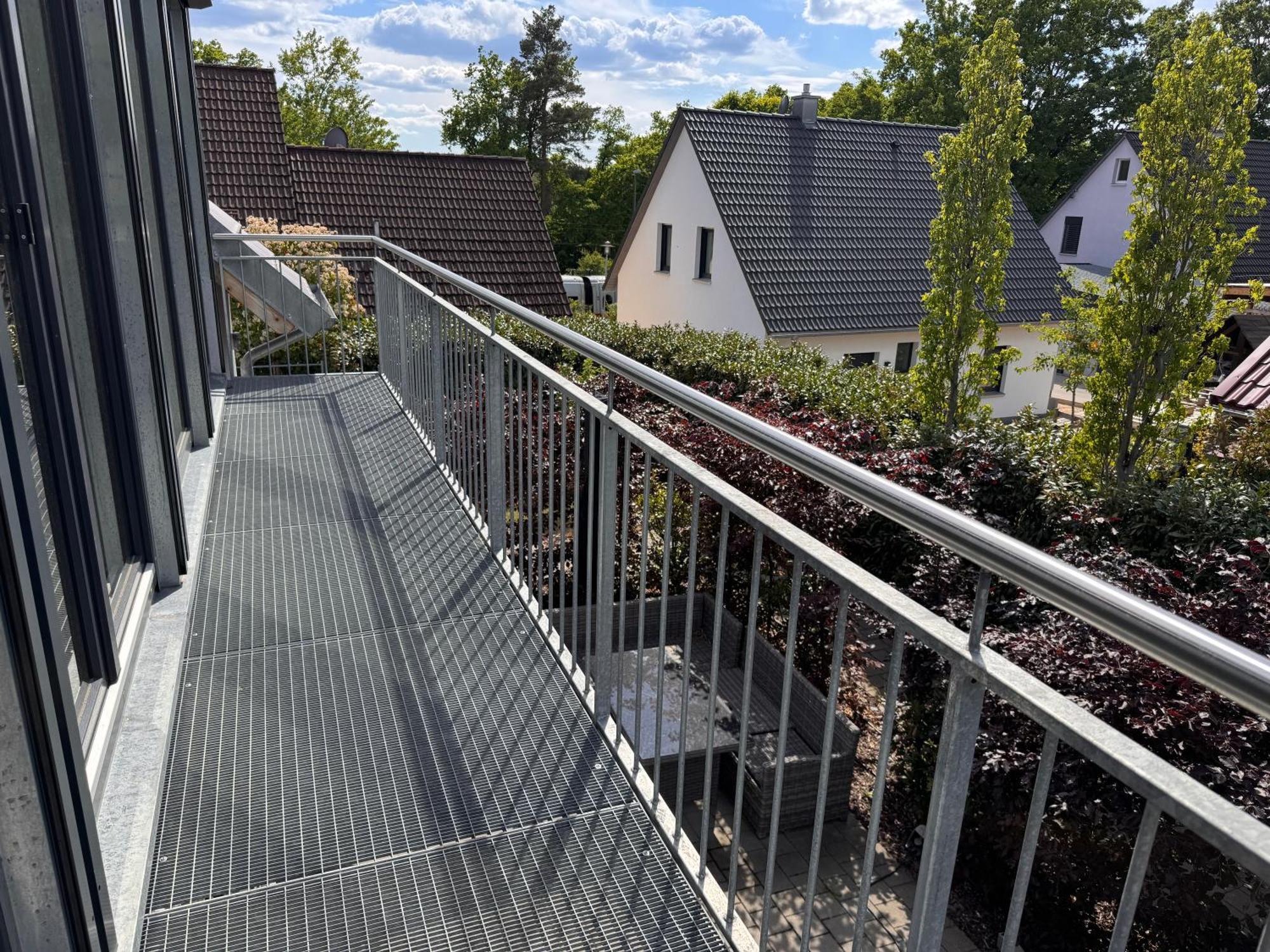 Moderne Ferienunterkunft/Wohnung Burgthann Bagian luar foto
